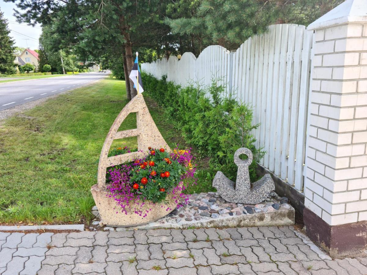 Mustvee Creek Cottage Bagian luar foto